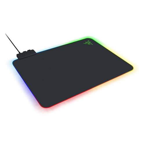 Razer Firefly V2 RGB Gaming Mouse Pad — تصویر ۴